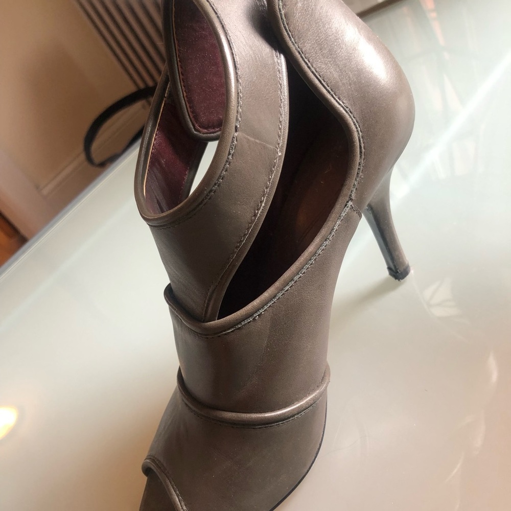 Tahari Leather High Heels